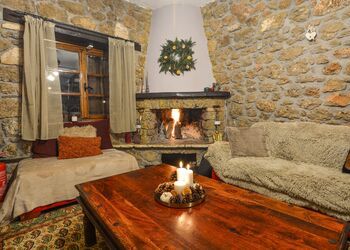 Petrino Lodge