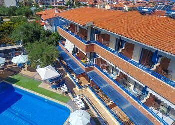Philoxenia Village Hotel