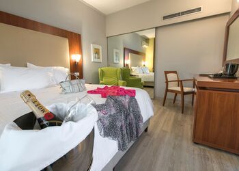 Polis Grand Hotel