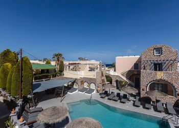 Polydefkis Hotel Santorini