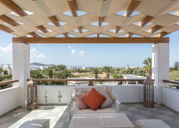 Porto Naxos Hotel