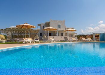 Sun and Moon Villas Naxos