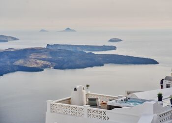 Santorini Mansion