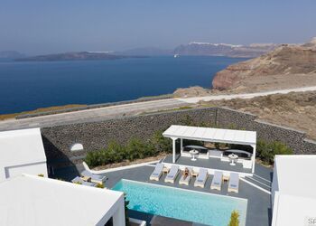 Santorini Princess Presidential Suites