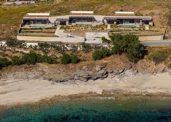 S Cave Villas Seaside Karystos