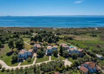 Sea La Vie Retreat Villas