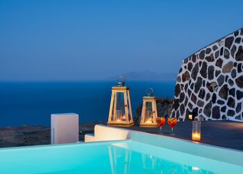 Siete Mares Luxury Suites Santorini