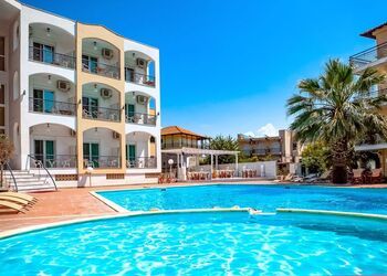 Stavros Beach Hotel