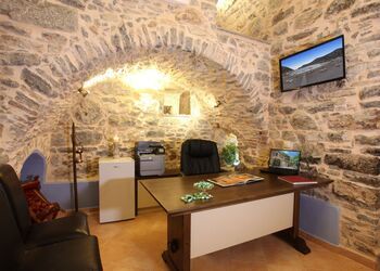 Stoes Traditional Suites Chios