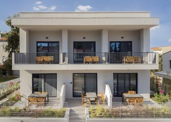 The 8 Suites