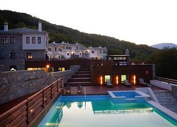 12 Months Luxury Resort