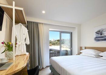 Villaggio Mare Suites