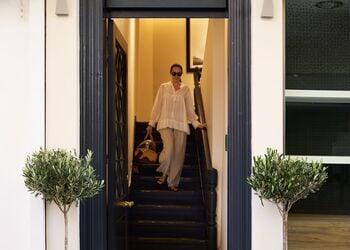 Vrachos Athens Suites