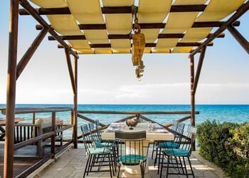 Windmill Bay Hotel