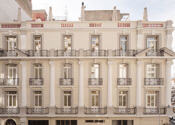 Zenith Premium Suites