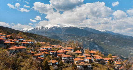 Palaios Panteleiomonas is a centuries-old village whose inhabitants had chosen to relocate to the coast before returning to breathe new life into the village