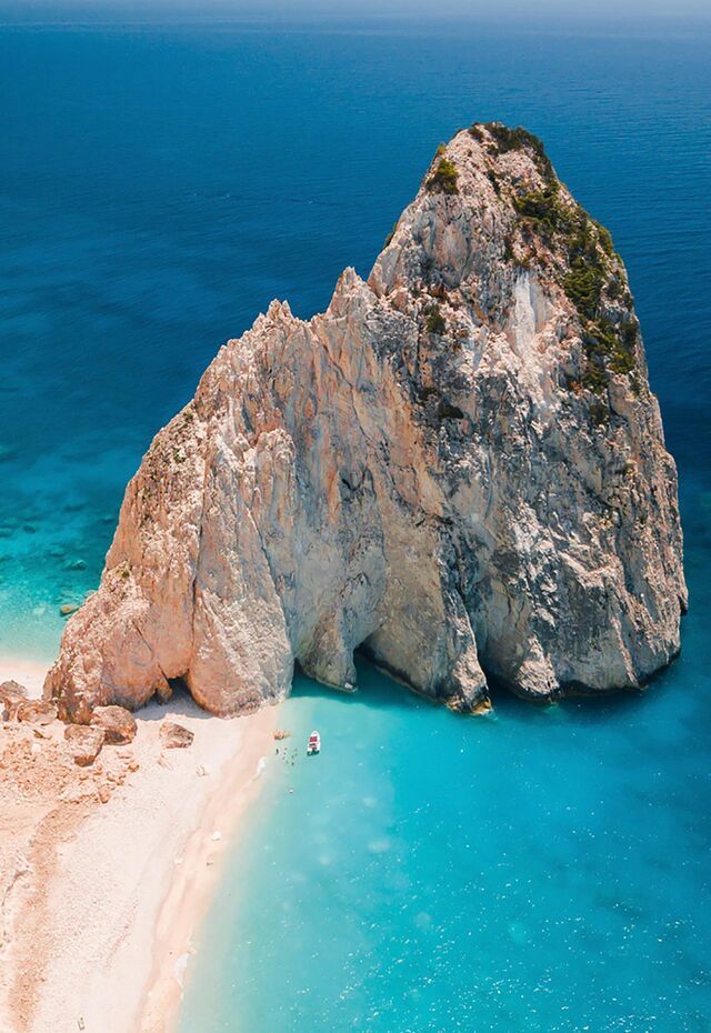 A boat trip in Zakynthos allows you to visit gems like Myzithres beach