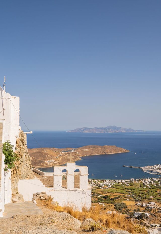 The incredible view from the highest point of town is a wonderful way to start your walk