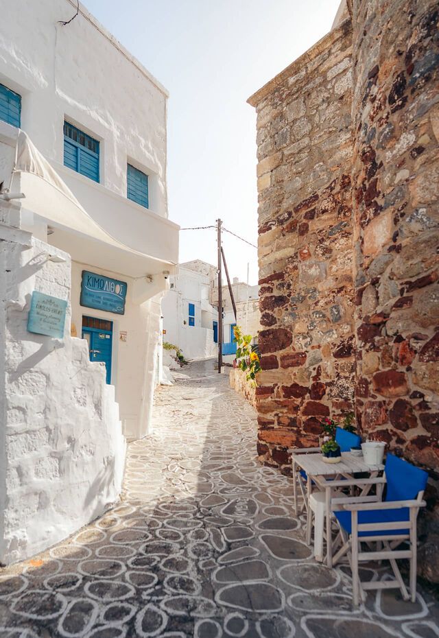 Alley in Kimolos
