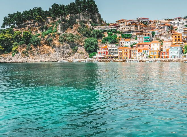 Parga will make you feel as if you are actually on an island thanks to its waterfront location, picturesque alleys and architecture
