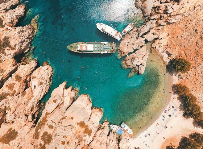 Depending on which boat excursion you take from Karpathos, your day trip to Saria will involve soaking up the feeling of freedom on the beach and swimming in wonderfully clear water
