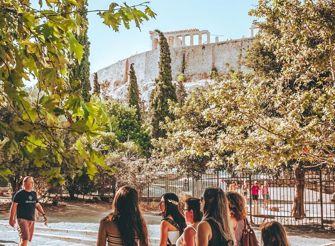 Head up the pedestrianised street of Dyonisiou Areopagitou