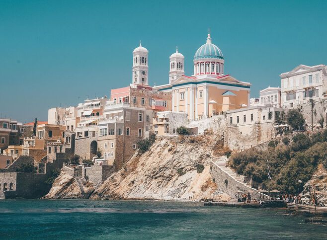 Heading northeast, you reach Ermoupouli’s magnificent main church, known locally as Agios Nikolaos of the Rich