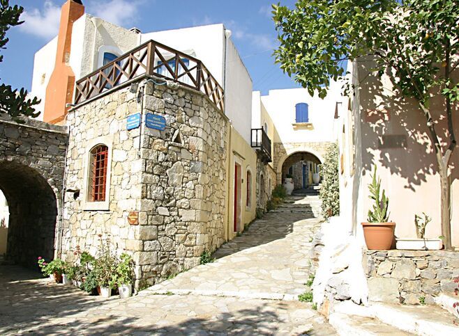AROLITHOS-photo-0