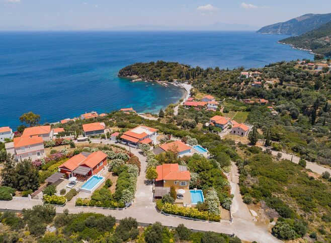 MOUZAKISVI-photo-0