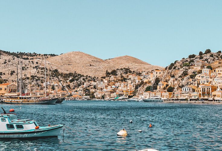 Livadia, il porto di Tilos