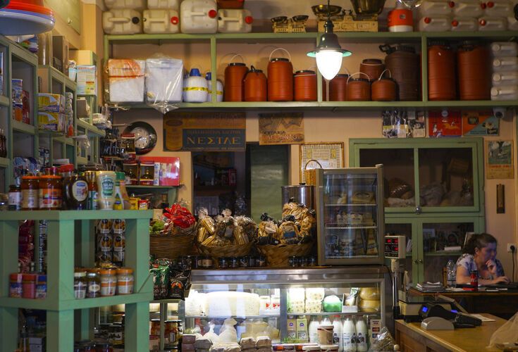 traditional shop in Gavalochori