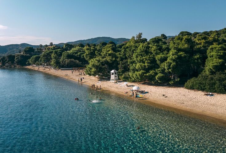 Vromolimnos beach