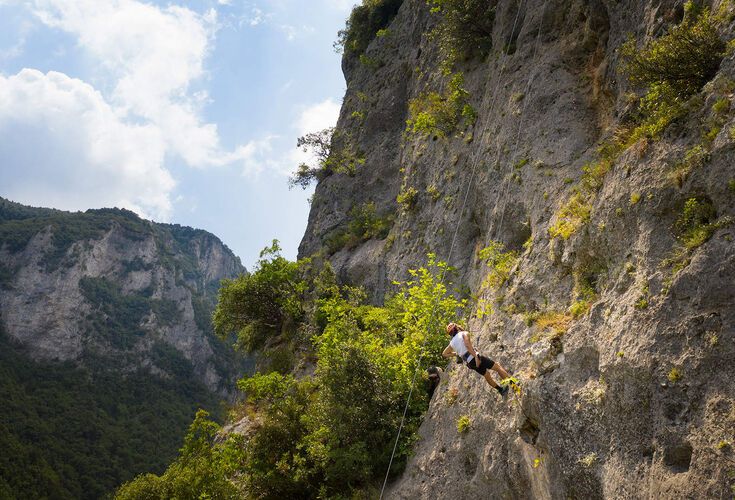 Rock climbing like a god