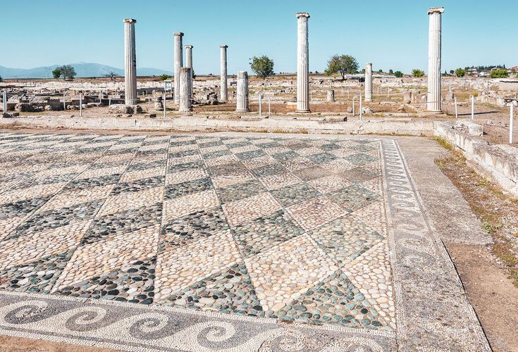 The beautiful floor mosaics of Pella