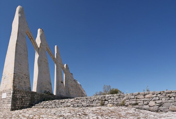 Zalongo monument