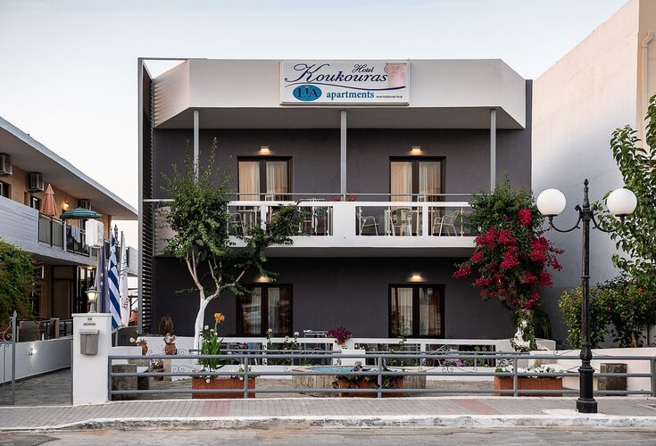 KOUKOURAS-photo-0