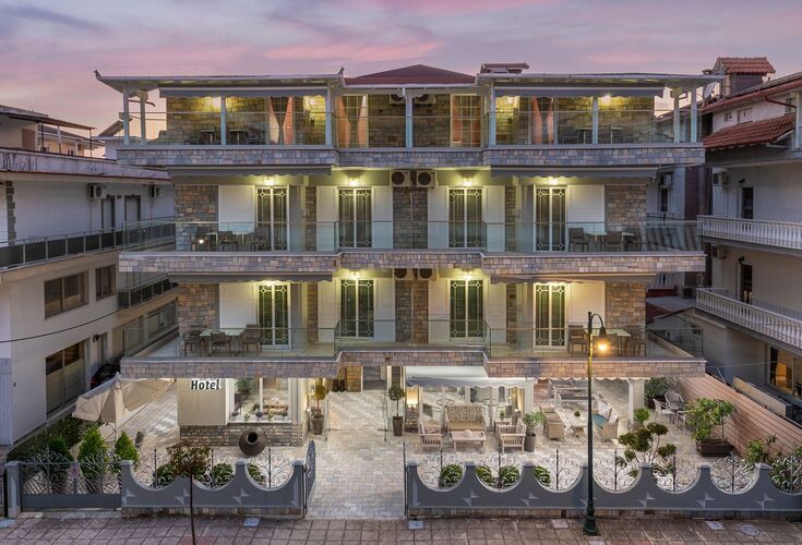 OUZASHOTEL-photo-0