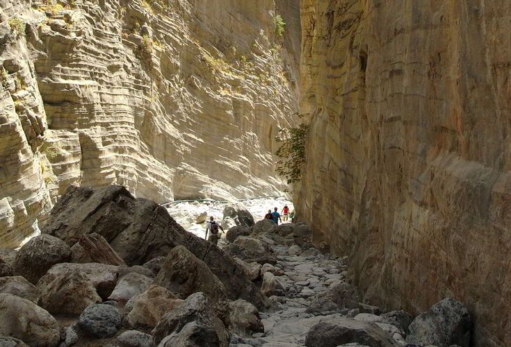 Promenade dans les gorges de Samaria près de la Canée en Crète