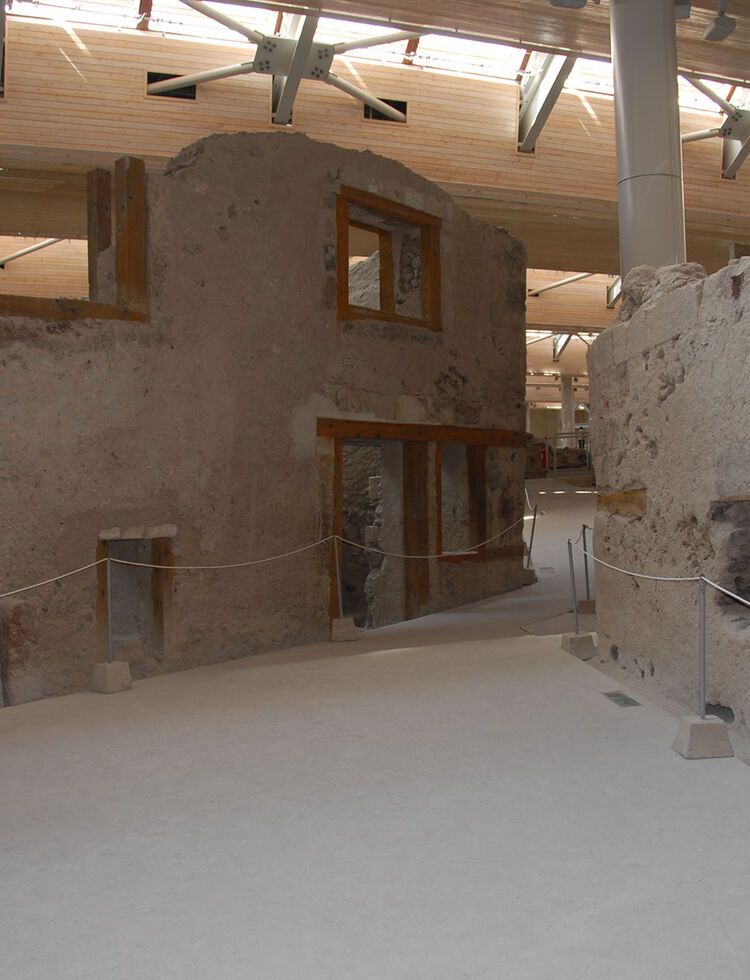 Trigonou square in Akrotiri 