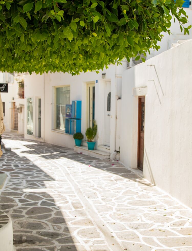 Walking tour in Parikia Paros