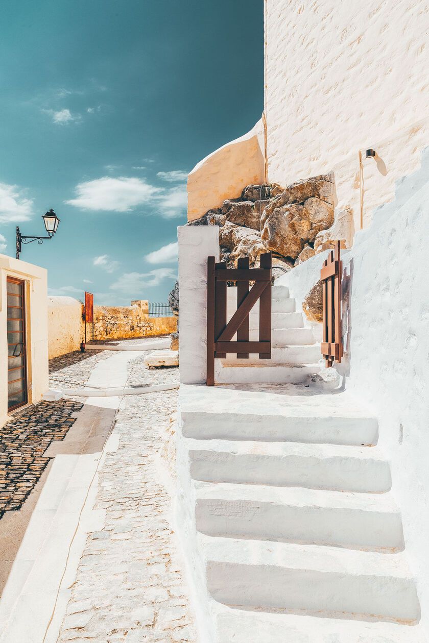 Ein Spaziergang durch das wunderschön erhaltene Viertel von Ano Syros