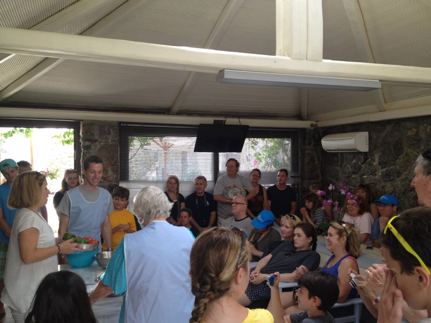 cookingdemonstrationatthemykonianfarm-main-image