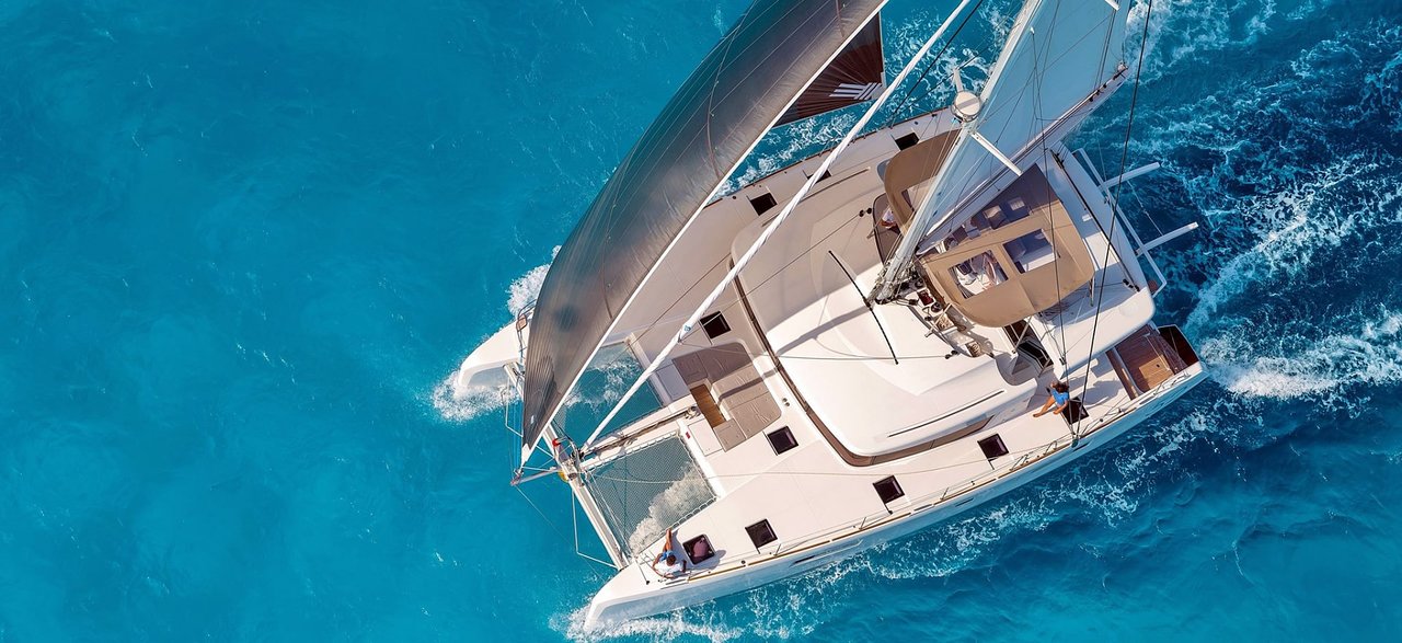 Santorini & Thirasia: Semi Private Full-day Cruise & Tour