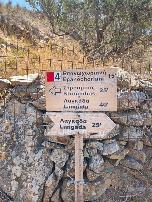 hiking-melaniaroute-main-image
