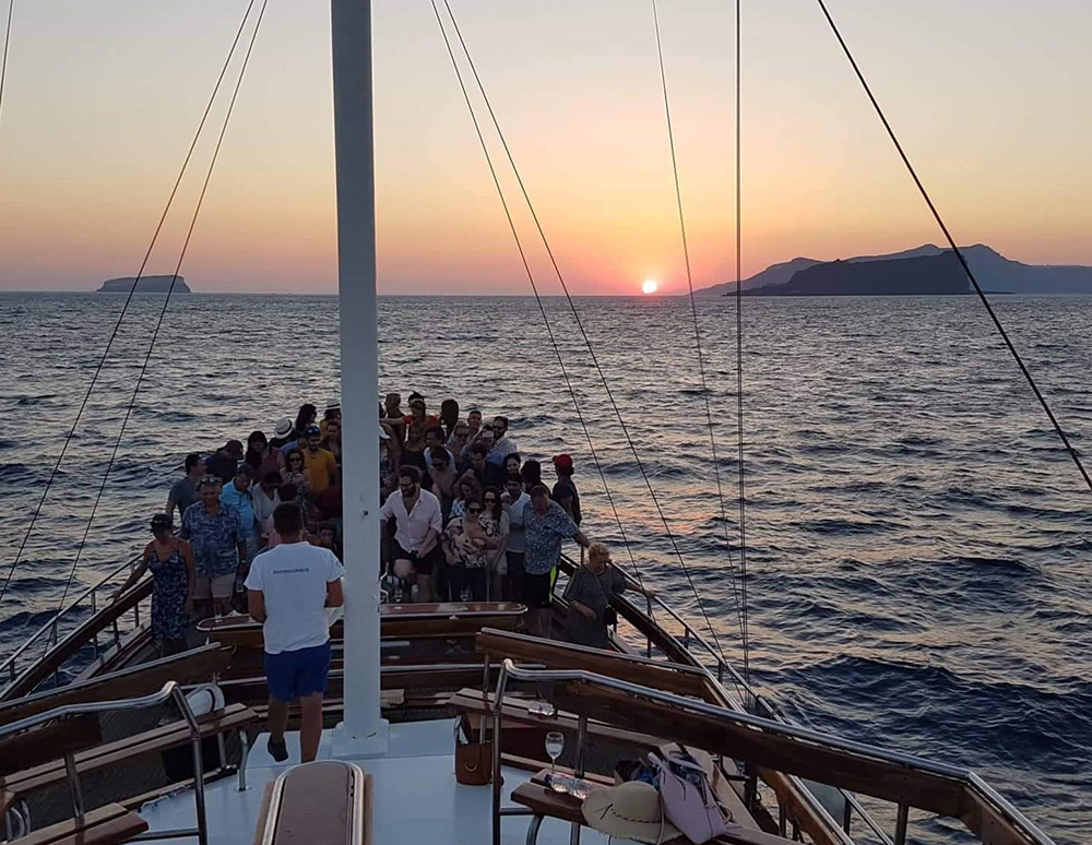 Santorini Sunset Cruise: Volcano, Hot Springs & Caldera Views