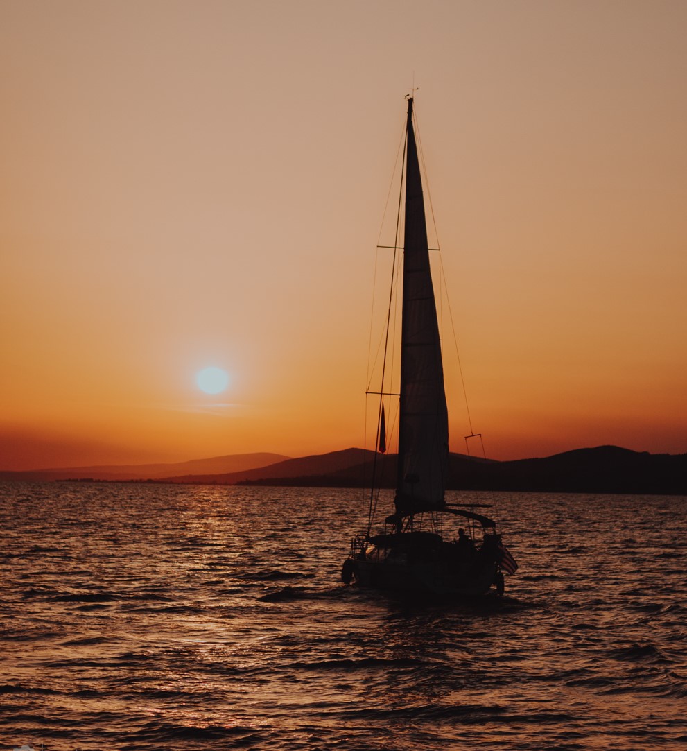 sunsetsailingcruiseprivateyacht-main-image