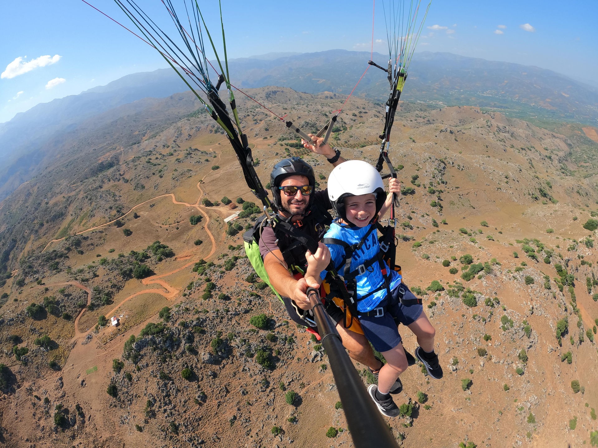 Heraklion: Paragliding Tandem Flight