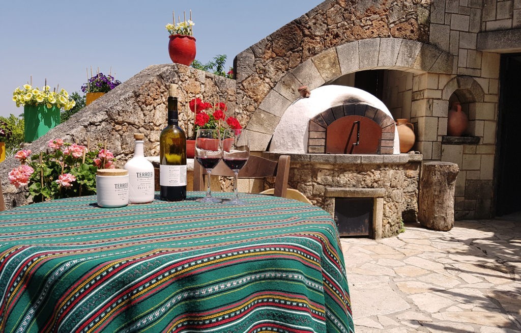Discover The Miracle Of Wine And Olive Oil