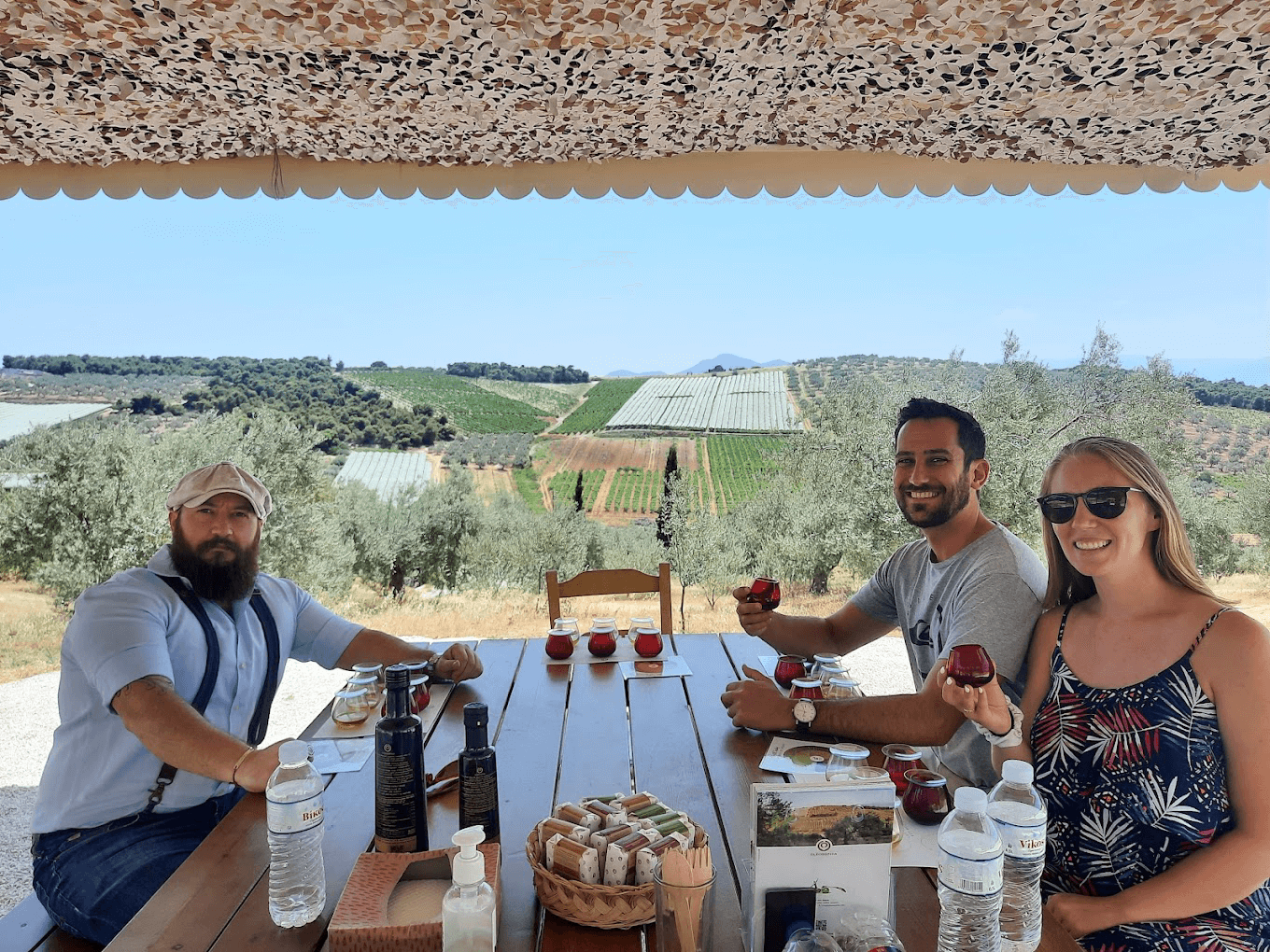 from-olive-groves-to-vineyards-a-gastronomic-day-trip-to-the-peloponnese-logo