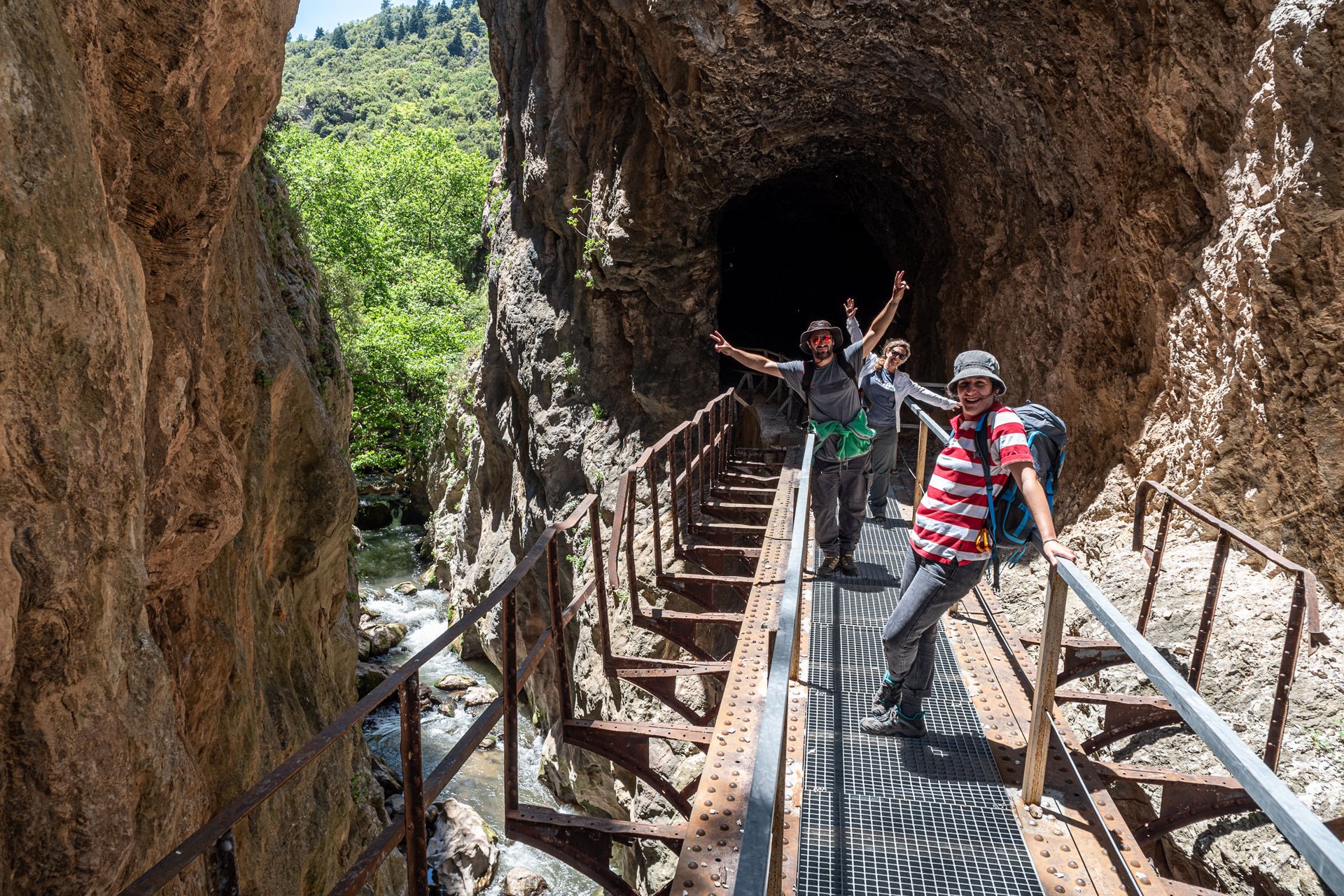 hiking-vouraikos-gorge-and-the-rack-railway-logo